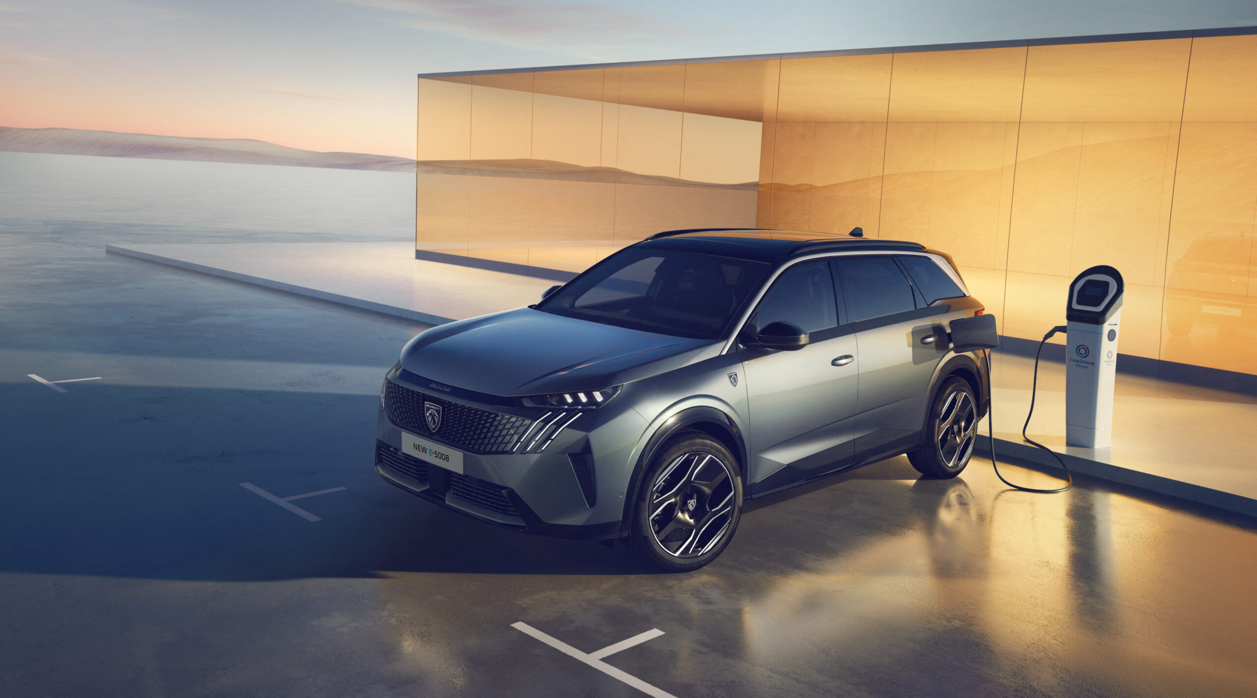 Peugeot e-5008: “Seven in a 100% electric SUV”, just like at home