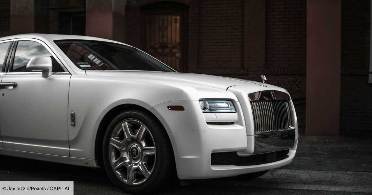 Dismantling of a luxury car fraud network: the Rolls-Royce convertible was declared as an ambulance
