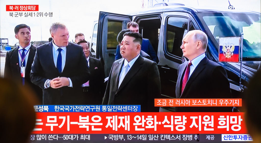 Vladimir Putin gives Kim Jong-un a luxury car and violates UN sanctions